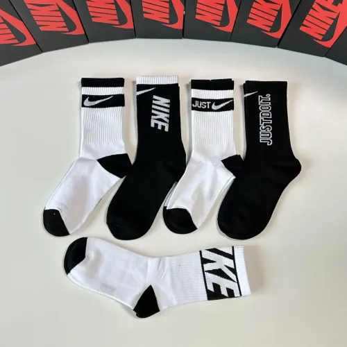 Cheap Nike Socks #1414821 Replica Wholesale [$29.00 USD] [ITEM#1414821] on Replica Nike Socks