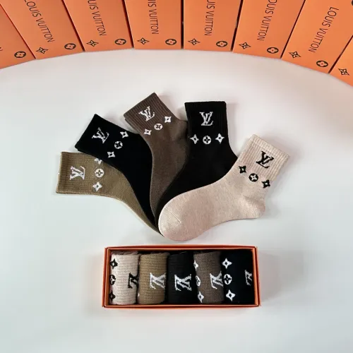 Cheap Louis Vuitton LV Socks #1414824 Replica Wholesale [$29.00 USD] [ITEM#1414824] on Replica Louis Vuitton LV Socks