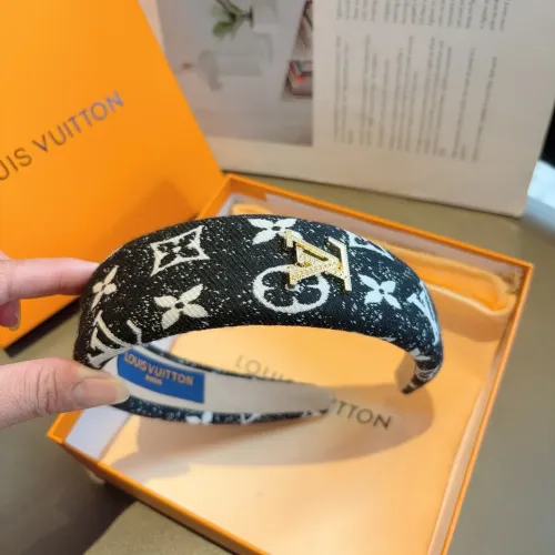 Cheap Louis Vuitton LV Headband For Women #1414960 Replica Wholesale [$27.00 USD] [ITEM#1414960] on Replica Louis Vuitton LV Headband