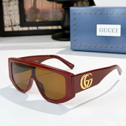 Gucci AAA Quality Sunglasses #1415069