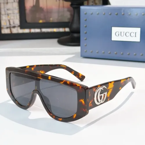 Gucci AAA Quality Sunglasses #1415071