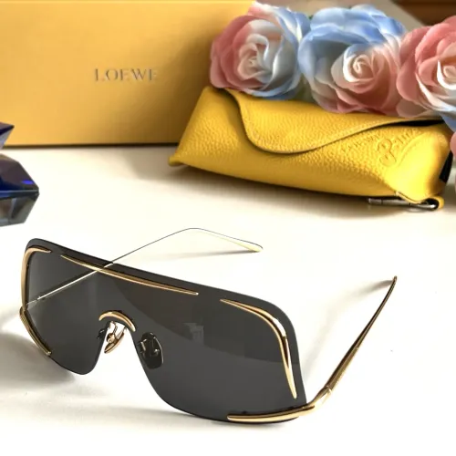 LOEWE AAA Quality Sunglasses #1415081