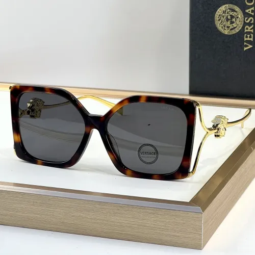 Versace AAA Quality Sunglasses #1415133