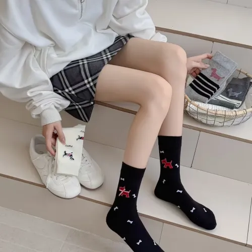 Cheap Thom Browne Socks #1415148 Replica Wholesale [$29.00 USD] [ITEM#1415148] on Replica Thom Browne Socks