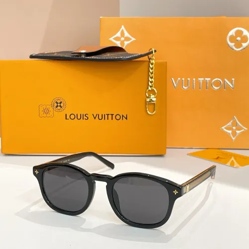 Louis Vuitton AAA Quality Sunglasses #1415217