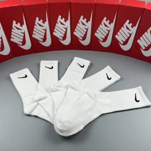 Cheap Nike Socks #1415269 Replica Wholesale [$29.00 USD] [ITEM#1415269] on Replica Nike Socks