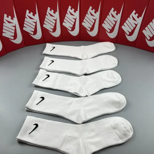 Cheap Nike Socks #1415269 Replica Wholesale [$29.00 USD] [ITEM#1415269] on Replica Nike Socks