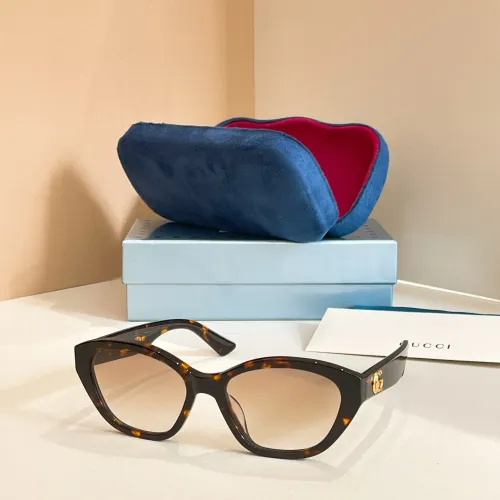 Gucci AAA Quality Sunglasses #1415441