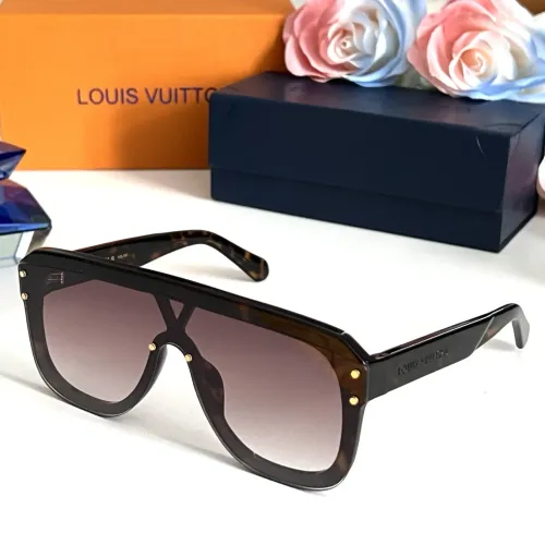 Louis Vuitton AAA Quality Sunglasses #1415519