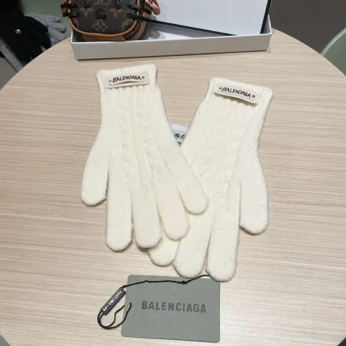 Balenciaga Gloves For Women #1415582