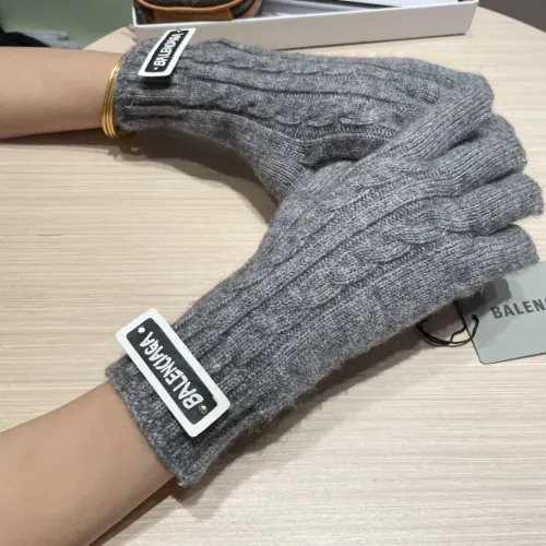 Cheap Balenciaga Gloves For Women #1415584 Replica Wholesale [$40.00 USD] [ITEM#1415584] on Replica Balenciaga Gloves