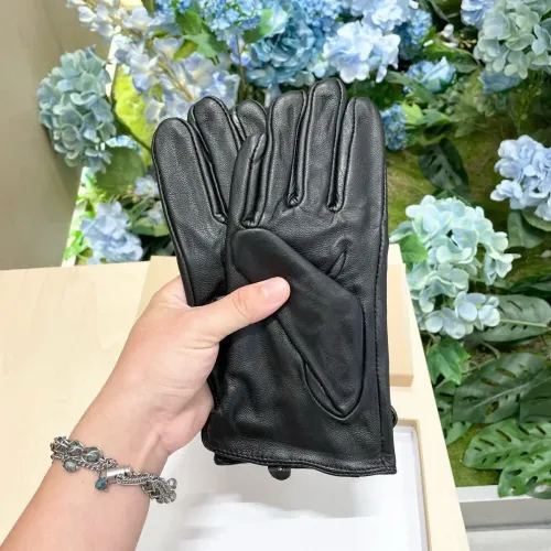 Cheap Burberry Gloves For Women #1415587 Replica Wholesale [$39.00 USD] [ITEM#1415587] on Replica Burberry Gloves