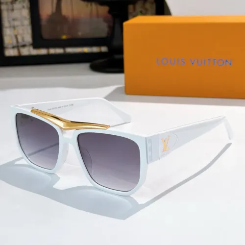 Louis Vuitton AAA Quality Sunglasses #1415665