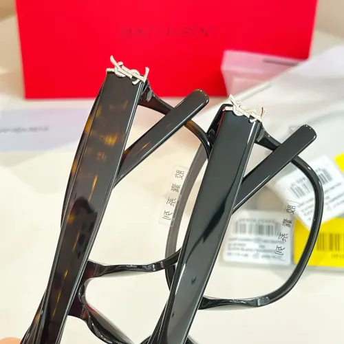 Cheap Yves Saint Laurent YSL Goggles #1415858 Replica Wholesale [$60.00 USD] [ITEM#1415858] on Replica Yves Saint Laurent YSL Goggles