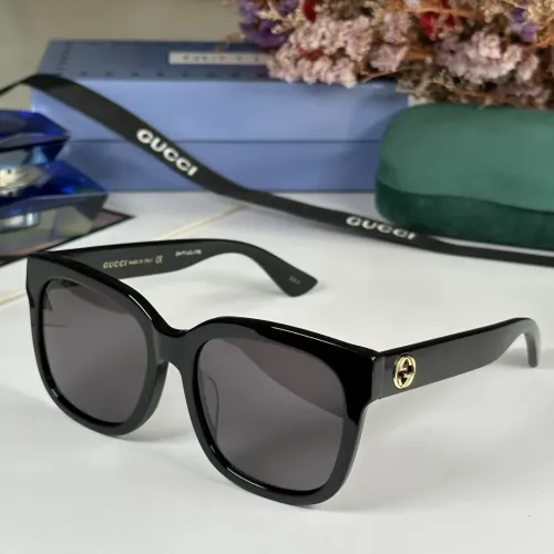 Gucci AAA Quality Sunglasses #1415967