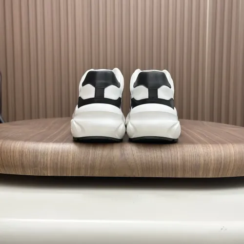 Cheap Louis Vuitton Casual Shoes For Men #1416061 Replica Wholesale [$140.00 USD] [ITEM#1416061] on Replica Louis Vuitton Casual Shoes