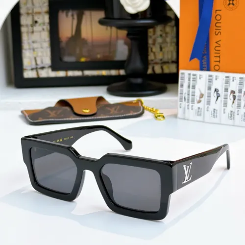 Louis Vuitton AAA Quality Sunglasses #1416269