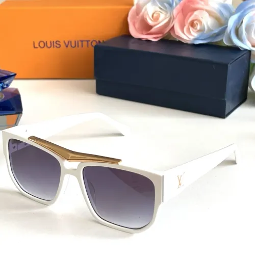 Louis Vuitton AAA Quality Sunglasses #1416332