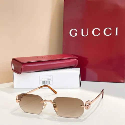 Gucci AAA Quality Sunglasses #1416368