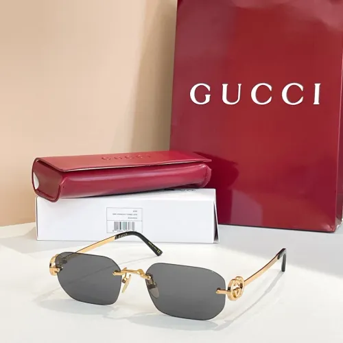 Gucci AAA Quality Sunglasses #1416370