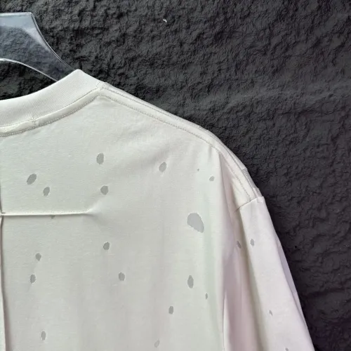 Cheap Givenchy T-Shirts Short Sleeved For Unisex #1416491 Replica Wholesale [$40.00 USD] [ITEM#1416491] on Replica Givenchy T-Shirts