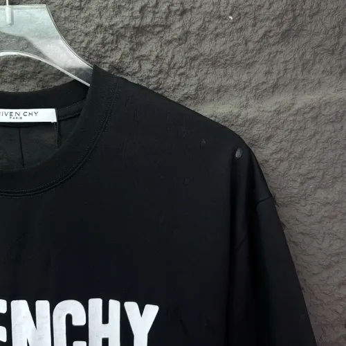 Cheap Givenchy T-Shirts Short Sleeved For Unisex #1416493 Replica Wholesale [$40.00 USD] [ITEM#1416493] on Replica Givenchy T-Shirts