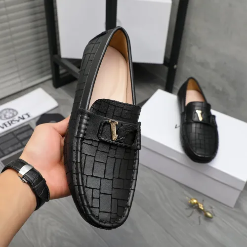 Cheap Versace Leather Shoes For Men #1416939 Replica Wholesale [$76.00 USD] [ITEM#1416939] on Replica Versace Leather Shoes