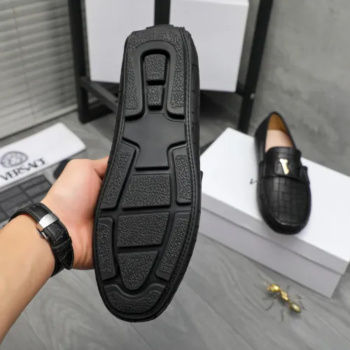 Cheap Versace Leather Shoes For Men #1416939 Replica Wholesale [$76.00 USD] [ITEM#1416939] on Replica Versace Leather Shoes
