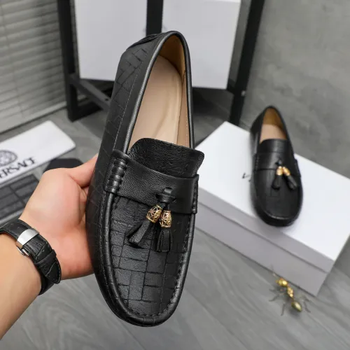 Cheap Versace Leather Shoes For Men #1416942 Replica Wholesale [$76.00 USD] [ITEM#1416942] on Replica Versace Leather Shoes