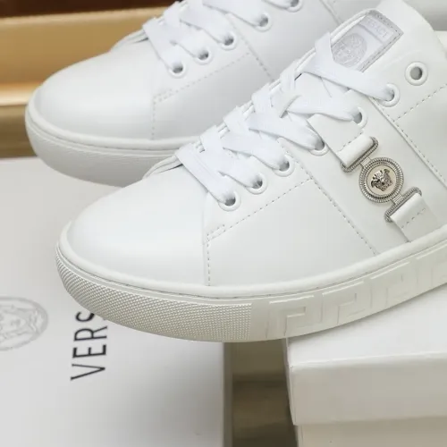 Cheap Versace Casual Shoes For Men #1417184 Replica Wholesale [$88.00 USD] [ITEM#1417184] on Replica Versace Casual Shoes