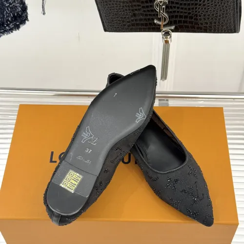 Cheap Louis Vuitton Flat Shoes For Women #1417633 Replica Wholesale [$102.00 USD] [ITEM#1417633] on Replica Louis Vuitton Flat Shoes