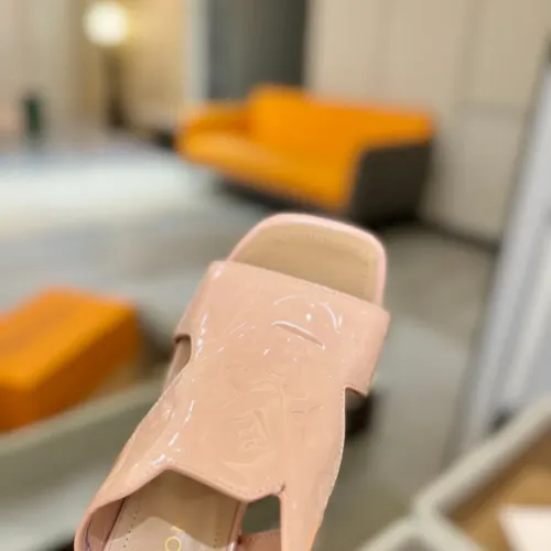 Cheap Louis Vuitton Slippers For Women #1418011 Replica Wholesale [$115.00 USD] [ITEM#1418011] on Replica Louis Vuitton Slippers