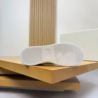 Cheap Burberry Casual Shoes For Men #1408352 Replica Wholesale [$72.00 USD] [ITEM#1408352] on Replica Burberry Casual Shoes