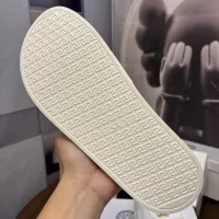 Cheap Versace Slippers For Men #1408792 Replica Wholesale [$48.00 USD] [ITEM#1408792] on Replica Versace Slippers