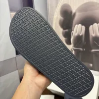 Cheap Versace Slippers For Men #1408793 Replica Wholesale [$48.00 USD] [ITEM#1408793] on Replica Versace Slippers