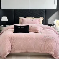 Cheap Yves Saint Laurent YSL Bedding #1409313 Replica Wholesale [$150.00 USD] [ITEM#1409313] on Replica Yves Saint Laurent YSL Bedding