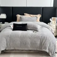 Cheap Yves Saint Laurent YSL Bedding #1409319 Replica Wholesale [$150.00 USD] [ITEM#1409319] on Replica Yves Saint Laurent YSL Bedding