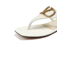Cheap Valentino Sandal For Women #1409749 Replica Wholesale [$88.00 USD] [ITEM#1409749] on Replica Valentino Sandal