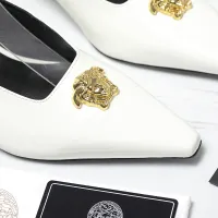 Cheap Versace Sandal For Women #1409982 Replica Wholesale [$118.00 USD] [ITEM#1409982] on Replica Versace Sandal