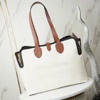 Cheap Burberry AAA Quality Shoulder Bags For Women #1410845 Replica Wholesale [$96.00 USD] [ITEM#1410845] on Replica Burberry AAA Quality Shoulder Bags