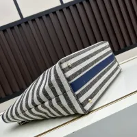 Cheap Chanel AAA Quality Handbags For Women #1411696 Replica Wholesale [$88.00 USD] [ITEM#1411696] on Replica Chanel AAA Quality Handbags