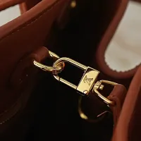 Cheap Louis Vuitton AAA Quality Handbags For Women #1412396 Replica Wholesale [$72.00 USD] [ITEM#1412396] on Replica Louis Vuitton AAA Quality Handbags