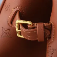 Cheap Louis Vuitton AAA Quality Handbags For Women #1412415 Replica Wholesale [$76.00 USD] [ITEM#1412415] on Replica Louis Vuitton AAA Quality Handbags