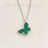 Cheap Van Cleef &amp; Arpels Necklaces For Women #1413245 Replica Wholesale [$32.00 USD] [ITEM#1413245] on Replica Van Cleef &amp; Arpels Necklaces