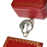 Cheap Cartier Brooches For Women #1413251 Replica Wholesale [$42.00 USD] [ITEM#1413251] on Replica Cartier Brooches