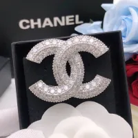 Cheap Chanel Brooches For Women #1413408 Replica Wholesale [$32.00 USD] [ITEM#1413408] on Replica Chanel Brooches
