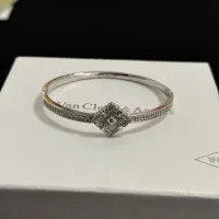 Cheap Van Cleef &amp; Arpels Bracelets For Women #1413412 Replica Wholesale [$48.00 USD] [ITEM#1413412] on Replica Van Cleef &amp; Arpels Bracelets