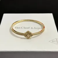 Cheap Van Cleef &amp; Arpels Bracelets For Women #1413413 Replica Wholesale [$48.00 USD] [ITEM#1413413] on Replica Van Cleef &amp; Arpels Bracelets