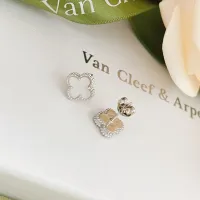 Cheap Van Cleef &amp; Arpels Earrings For Women #1413518 Replica Wholesale [$25.00 USD] [ITEM#1413518] on Replica Van Cleef &amp; Arpels Earrings