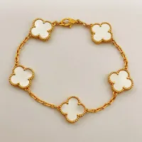 Cheap Van Cleef &amp; Arpels Bracelets For Women #1413742 Replica Wholesale [$34.00 USD] [ITEM#1413742] on Replica Van Cleef &amp; Arpels Bracelets